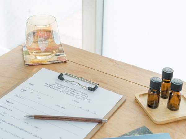 エステのカウンセリング風景画像